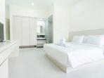 Kamar-penginapan-di-The-Axara-Bali-dekat-Pantai-Nusa-Dua.jpg