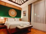 Kamar-penginapan-di-The-Kanjeng-Hotel-Kuta-hotel-bintang-3-dekat-Pantai-Kuta-Bali1.jpg