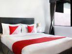 Kamar-penginapan-di-hotel-murah-Super-OYO-Capital-O-136-Manggis-Inn-Thamrin-City-Jakarta.jpg