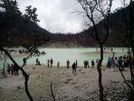 Kawah-Putih-Ciwidey-di-Bandung-Jawa-Barat.jpg