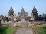 Keindahan-Candi-Prambanan-tempat-wisata-sejarah-dan-budaya-di-Jogja.jpg