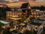 Kemegahan-Anantara-Ubud-Bali-Resort-saat-senja-Ubud.jpg