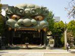 Kuil-Namba-Yasaka-tempat-wisata-hits-di-Osaka-Jepang.jpg