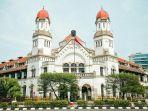 Lawang-Sewu-satu-tempat-wisata-hits-dan-ikonik-di-Semarang-Jawa-Tengah-buat-dijelajahi.jpg