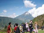 Maha-Sky-Batu-Angkruk-Dieng-foto.jpg