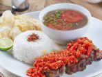 Makanan-di-Sop-Buntut-Ibu-Samino.jpg