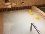 Mannenyu-onsen-ramah-tato-di-Tokyo-Jepang-yang-bisa-kamu-coba.jpg