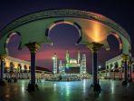 Masjid-Agung-Jawa-Tengah-salah-satu-rekomendasi-tempat-wisata-untuk-ngabuburit-di-Semarang.jpg