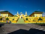 Masjid-Sultan-Riau-satu-tempat-wisata-religi-di-Tanjungpinang-Riau.jpg