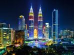Menara-Kembar-Petronas-atau-Petronas-Twin-Tower-wisata-ikonik-di-Kuala-Lumpur-Malaysia1.jpg