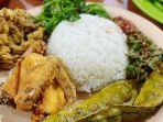 Menu-makan-di-Warung-Nasi-Ibu-Imas-Bandung-Jawa-Barat.jpg