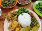Menu-makan-di-Warung-Nasi-Ibu-Imas-Bandung-Jawa-Barat1.jpg