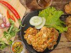 Menu-makanan-dan-minuman-di-Rocket-Chicken-restoran-cepat-saji-asli-Indonesia1.jpg