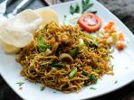 Menu-makanan-mi-goreng-di-warung-Kali-Opak-Resto.jpg