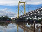 Menyebrang-menggunakan-kelotok-ke-Taman-Wisata-Alam-Pulau-Bakut-Barito-Kuala-Kalimantan-Selatan.jpg