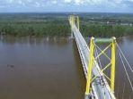 Menyebrang-menggunakan-kelotok-ke-Taman-Wisata-Alam-Pulau-Bakut-Barito-Kuala-Kalimantan-Selatan1.jpg