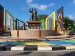 Monumen-Cinta-Sejati-Habibie-Ainun-satu-tempat-wisata-hits-di-Parepare-Sulawesi-Selatan.jpg