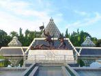 Monumen-Tugu-Pahlawan-dan-Museum-Sepuluh-November-di-Surabaya-Jawa-Timur.jpg