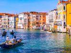 Overtourism-membuat-Venesia-Italia-menerapkan-biaya-masuk-bagi-turis-yang-datang.jpg