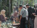 PASAR-PAPRINGAN-NGADIPRONO-Pasar-Papringan-Ngadiprono-Temanggung-Jawa-Tengah.jpg