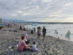 Pantai-Karang-Ria-di-Bitung-Karangria-Tuminting-Kota-Manado-Sulawesi-Utara.jpg
