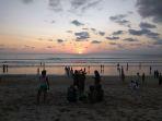 Pantai-Kuta-satu-pantai-di-Bali-buat-tempat-ngabuburit.jpg