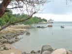 Pantai-Pelawan-di-Kabupaten-Karimun.jpg