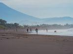 Pantai-Sanur-satu-tempat-wisata-populer-di-Denpasar-Bali.jpg