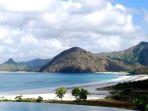 Pantai-Selong-Belanak-di-Mandalika.jpg
