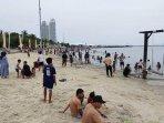 Pantai-di-Ancol.jpg