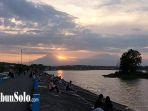 Pemandangan-Waduk-Cengklik-Boyolali-saat-sore-hari.jpg