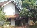 Penampakan-salah-satu-rumah-di-kampung-mati-Semarang.jpg