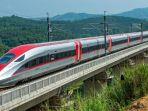 Perjalanan-kereta-cepat-Whoosh-Bandung-Jakarta.jpg