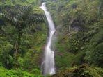 Pesona-Curug-Cibareubeuy-Ciater-Kabupaten-Subang-Jawa-Barat.jpg