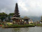 Pesona-Danau-Bedugul-Bali.jpg
