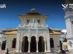 Pesona-Masjid-Jami-Baiturrahim-atau-Masjid-Baiturrahim-yang-selamat-dari-tsunami-Aceh-pada-2004.jpg