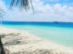 Pesona-White-Sand-Island-di-Bintan-Kepulauan-Riau.jpg