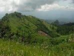 Pesona-puncak-Gunung-Sengunglung-di-Trenggalek-Jawa-Timur.jpg