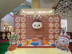 Pop-Mart-Christmas-Town-kota-musim-dingin-instalasi-karakter-ikonik-Pop-Mart-di-Gandaria-City.jpg