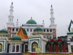 Potret-Masjid-Agung-Baitul-Makmur-Melayu-dan-Timur-Tengah-di-Kepulauan-Anambas.jpg