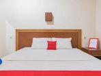 RedDoorz-Plus-Hotel-Sofia-Pangandaran-Jawa-Barat.jpg
