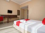 RedDoorz-Syariah-Hotel-Putri-Gading-Bengkulu.jpg