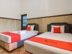 RedDoorz-Syariah-Kolonial-Guest-House.jpg
