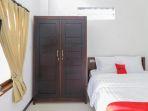 RedDoorz-Syariah-near-Universitas-Jember.jpg