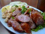 Sai-Krok-satu-makanan-khas-Isaan-Thailand.jpg