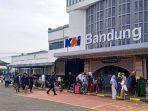 Stasiun-Bandung-saat-arus-balik.jpg