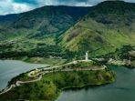Suasana-Patung-Yesus-di-Bukit-Sibeabea-Kecamatan-Harian-Boho-Kabupaten-Samosir-Sumatera-Utara.jpg