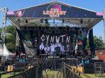 Suasana-panggung-konser-musik-Lentera-Festival-di-Tangerang-Banten.jpg