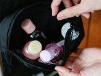 Travel-organizer-terbaik-untuk-menjaga-makeup-dan-skincare-tetap-tertata-selama-liburan.jpg