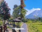 Trekking-di-Deles-Indah.jpg